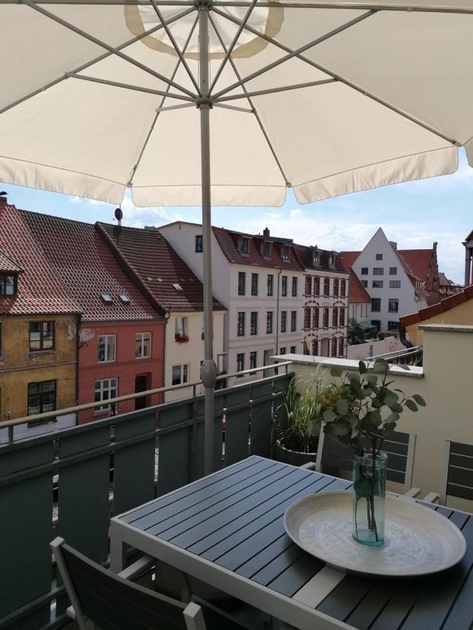 Townhouse Altstadt Wismar Upper Apartment Mit Zwei Terrassen 外观 照片